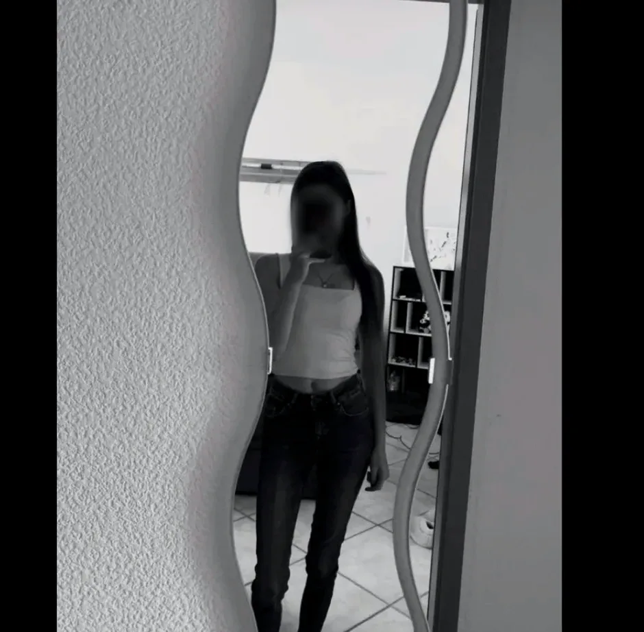 Aroa, 25 años